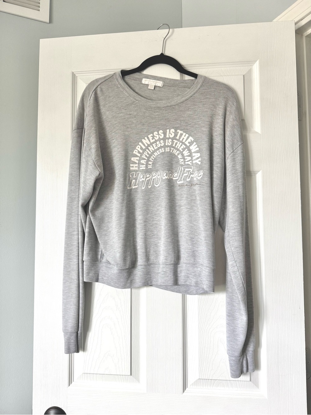 Spiritual Gangster XL L Gray Graphic light Sweatshirt top Happy and Free